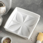 Форма для муссовых десертов и выпечки Доляна «Четырёхлистник», 18×5 см, силикон, цвет белый